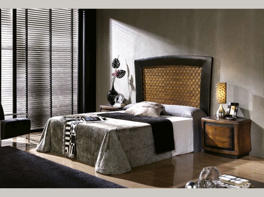 Fotografía de Muebles de dormitorios de matrimonio en madera maciza IRIS 10