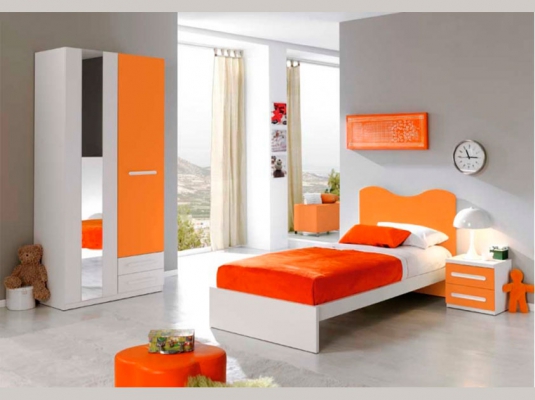 Fotografía de Dormitorio juvenil con cama, ambiente 18 b